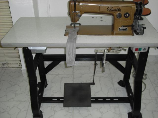 Maquina de costura columbia