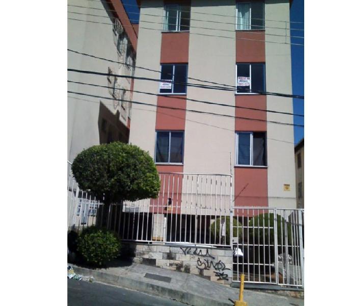 alugo lindo apartamento