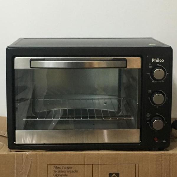 forno elétrico preto