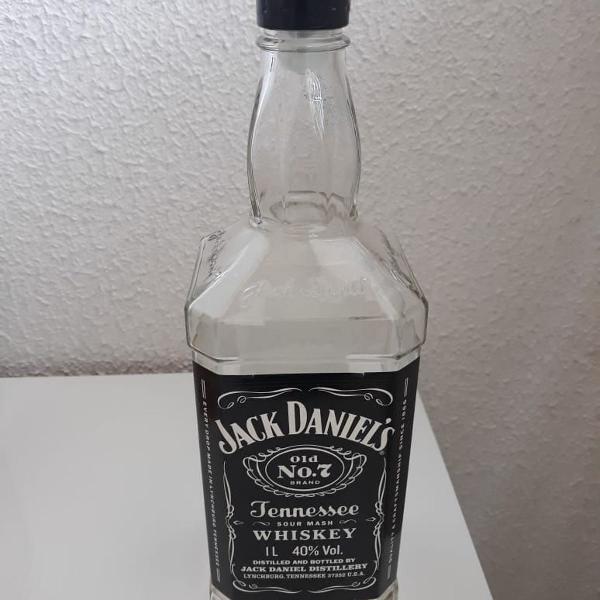 garrafa vazia jack daniels