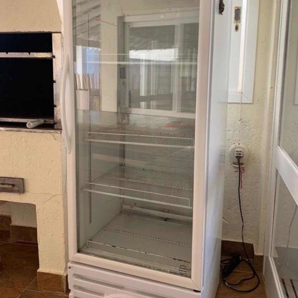 geladeira expositora refrigerada vertical 400 litros