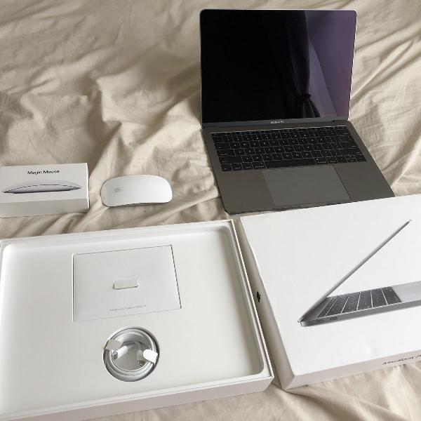 macbook pro retina 13.3, ano de 2017