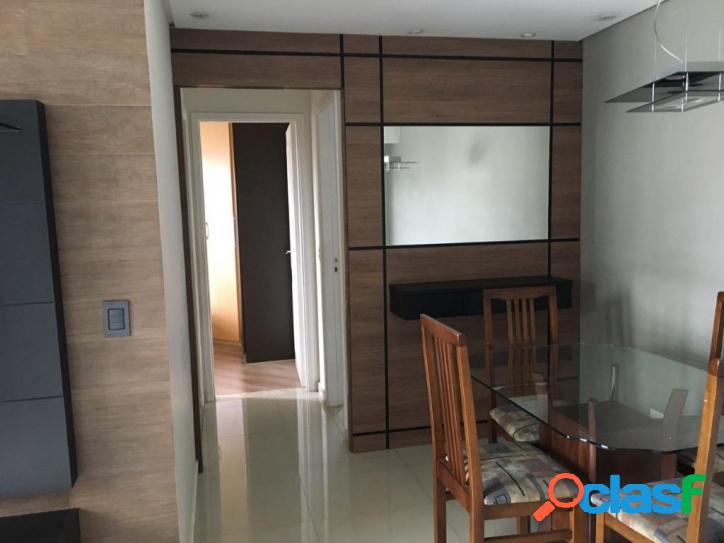 Apartamento com 2 dormitórios à venda, 55 m² por R$