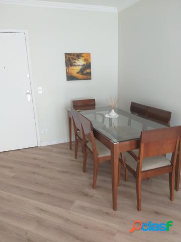 Apartamento com 3 dormitórios à venda, 68 m² por R$