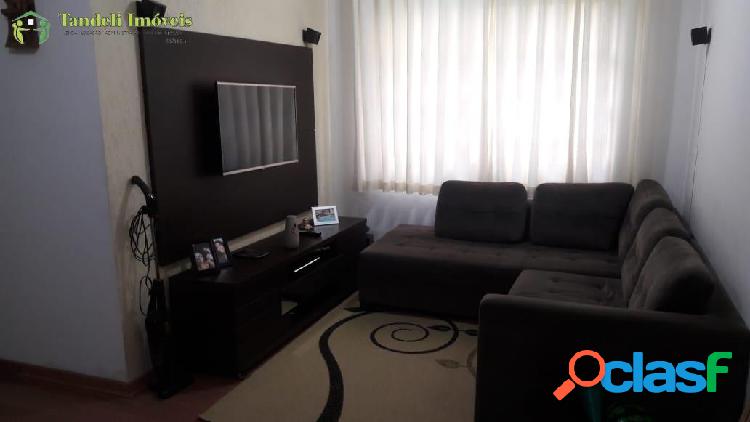 Apartamento com condomínio, 2 dormitórios - Jardim Santo