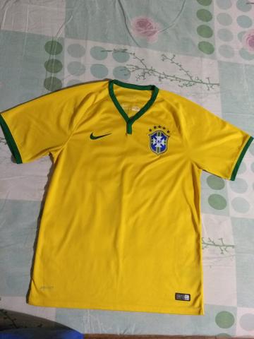 Camisa oficial do Brasil Copa 2014