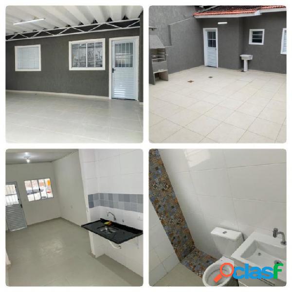 Casa com 2 dormitórios à venda, 85 m² por R$ 299.000,00