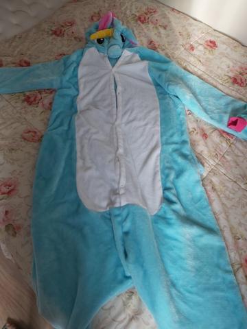 Pijama Kingurumi Unicórnio Azul e Rosa Original Veludo