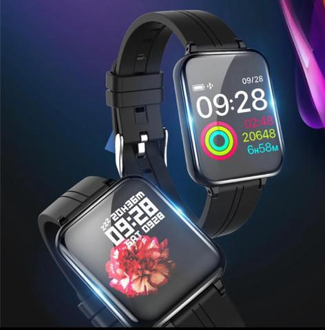 Smartwatch B57 compatível com Android e IOS