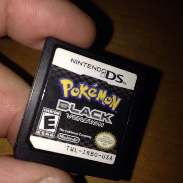 pokemon black version card nintendo ds mídia fisica r$155