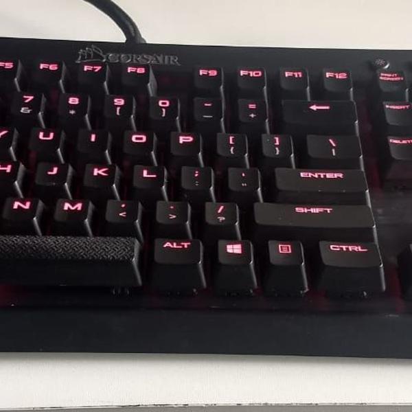 teclado mecânico corsair k70 rapidfire