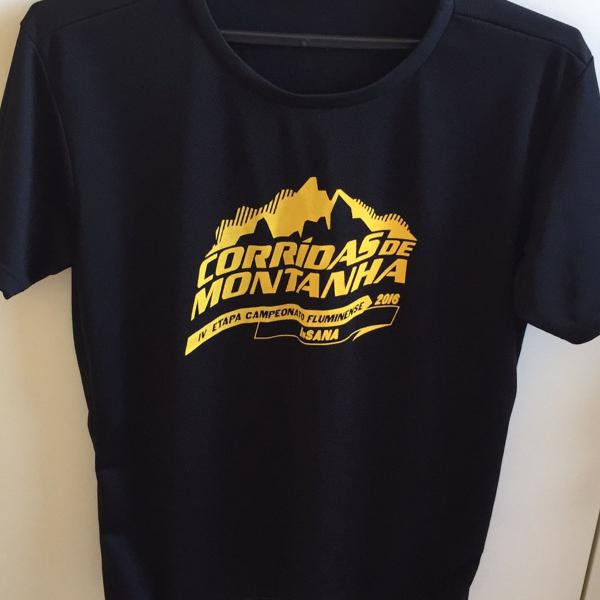 2 camisas de corrida de montanha