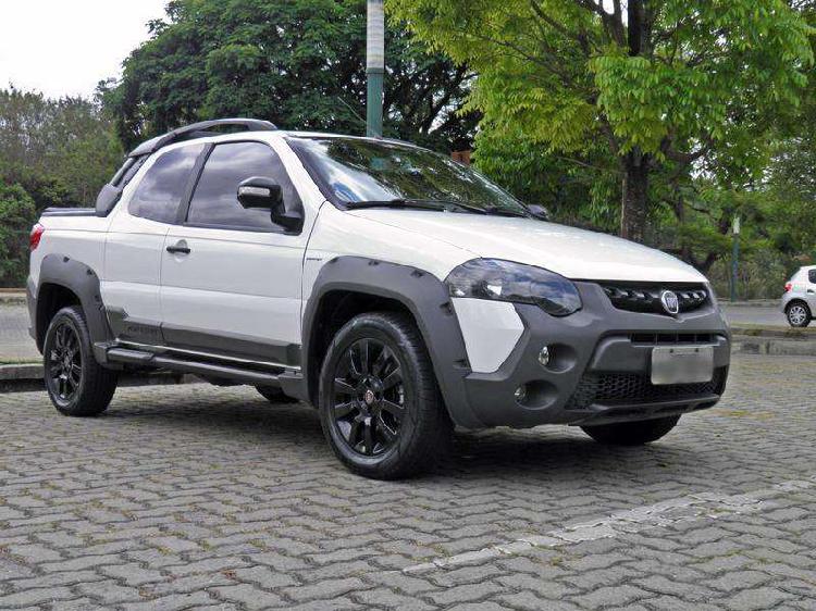 Fiat Strada Adv.1.8 16v Dualogic Flex CD