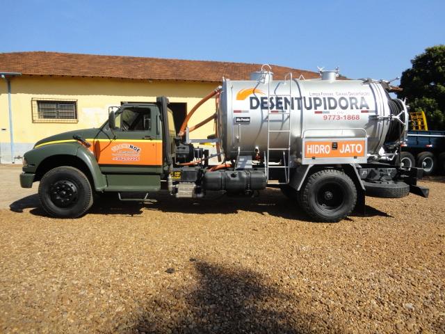 Limpa fossas -Desentupimentos -Transportes
