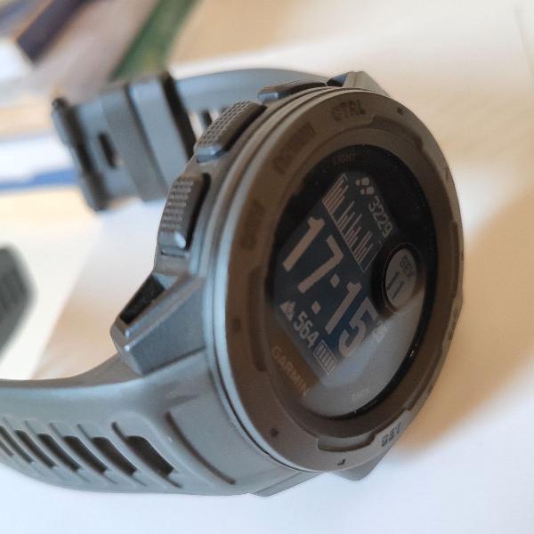 Relógio Smartwatch Garmin Instinct