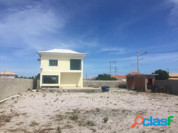 Casa em condomínio!
