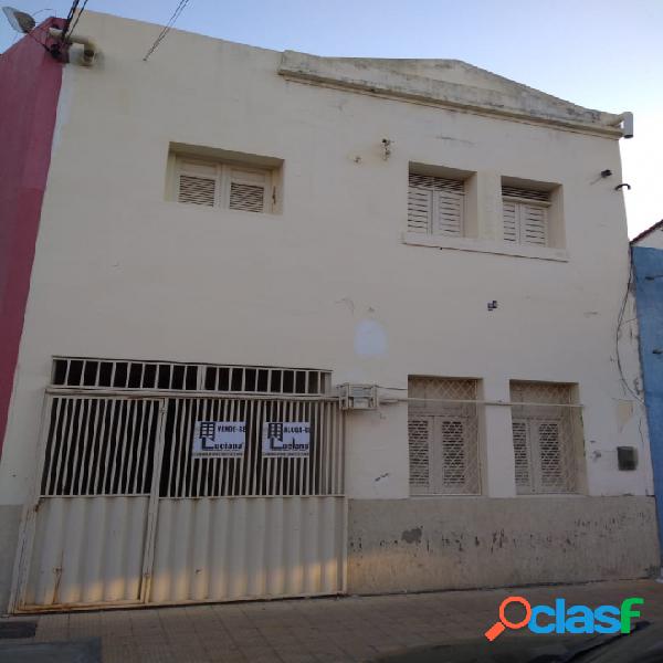 Vende se ótima casa no centro de Mossoró