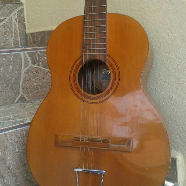 Violão barato para iniciante
