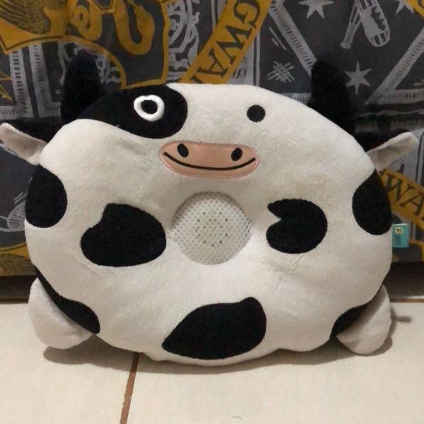 almofada vaquinha alto falante puket