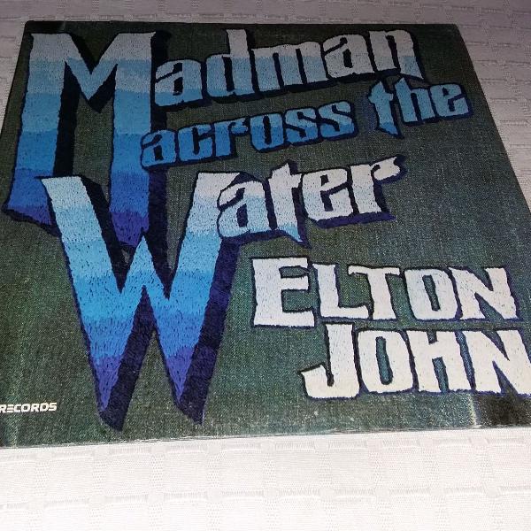 disco de vinil elton john - madman across the water - capa