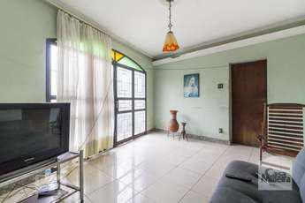 Casa com 3 quartos para alugar no bairro Liberdade, 100m²