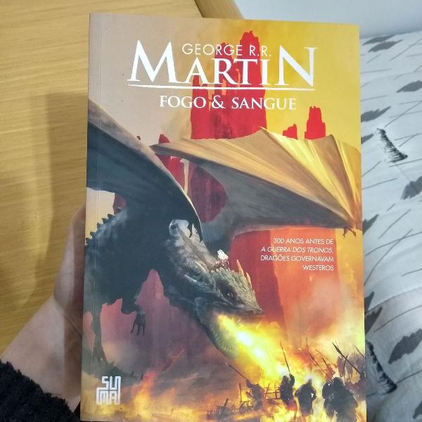 Fogo e Sangue - George R. R. Martin