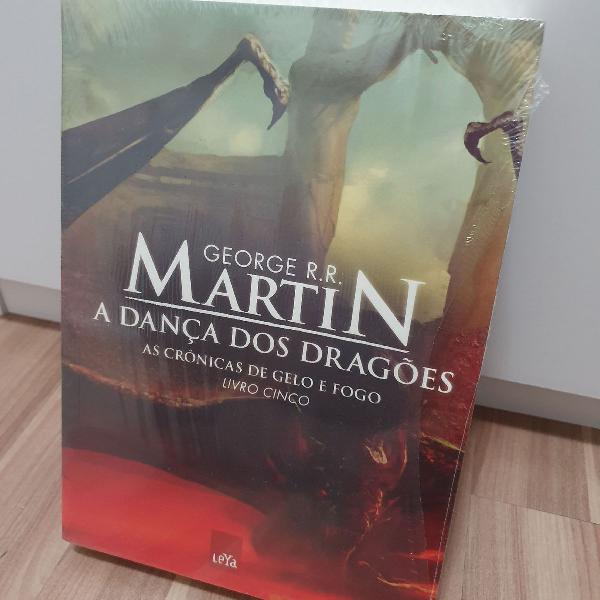 Livro "A dança dos dragões" do George R.R.Martin