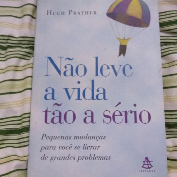 Livro "Não leve a vida tão a sério"