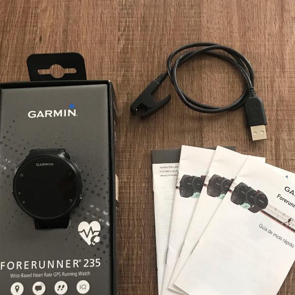 garmin forerunner 235 na caixa