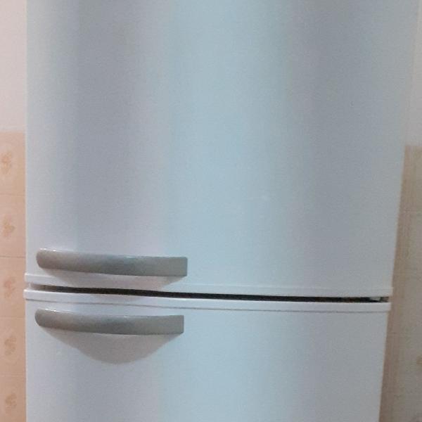 Geladeira Electrolux Duplex 359 Litros DC39A