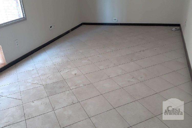 Sala, Cidade Nova, 0 Quarto, 0 Vaga, 0 Suíte