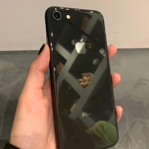iphone 8 super conservado
