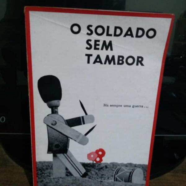 o soldado sem tambor - jean-philippe simonne - 1969- laudes