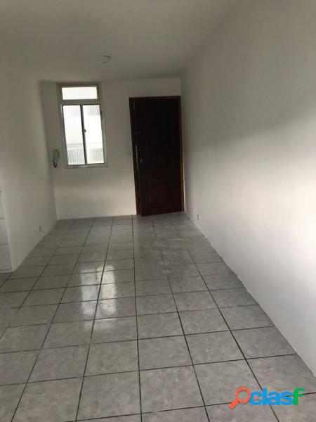 Apartamento com 2 dorms em São Paulo - Itaquera por 175 mil