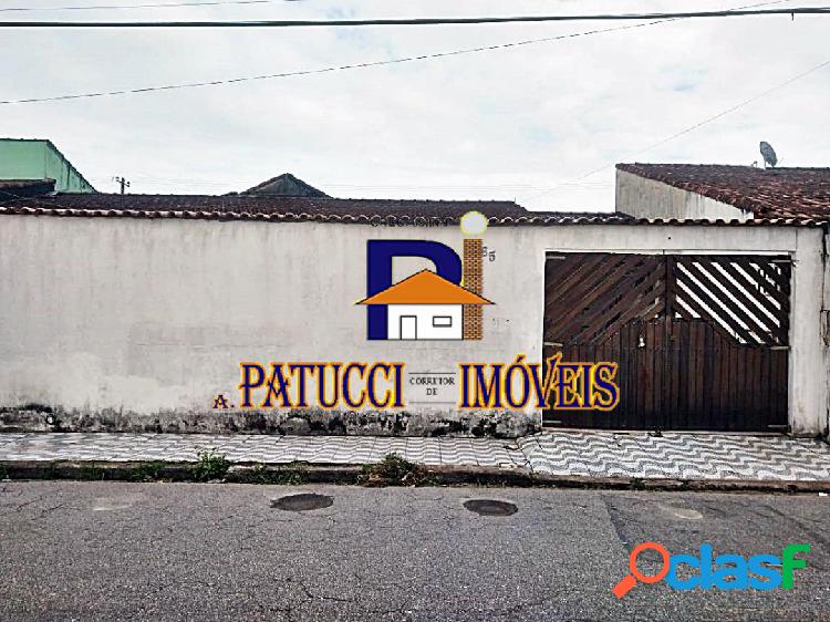 CASA EM ÓTIMA LOCALIZAÇÃO