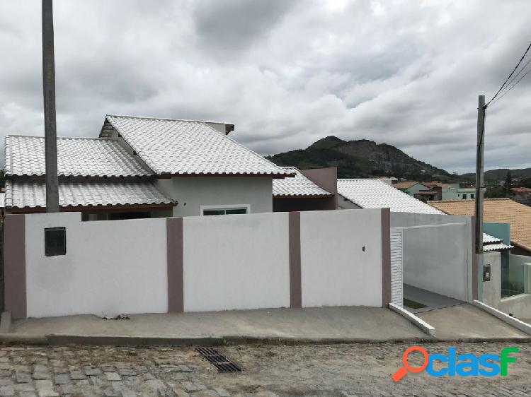 Casa linear em condomínio !!!