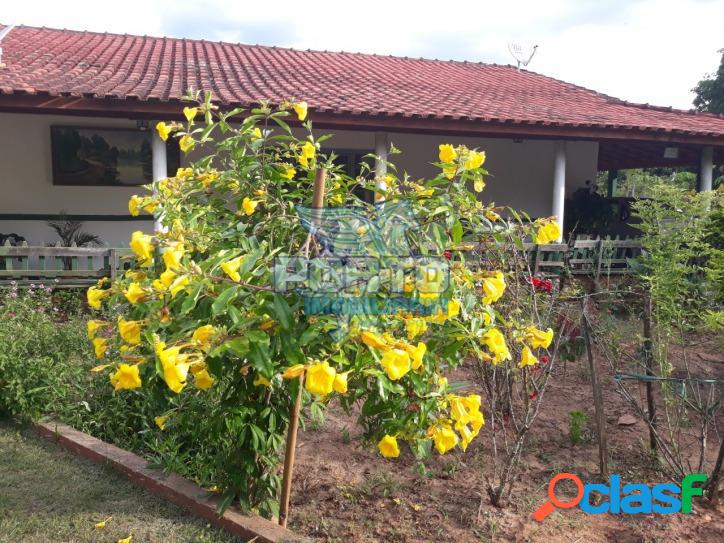Linda Chácara em Lucianópolis