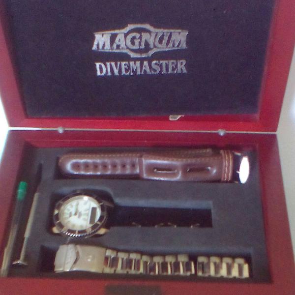 kit- Relógio MAGNUM - Para colecionadores