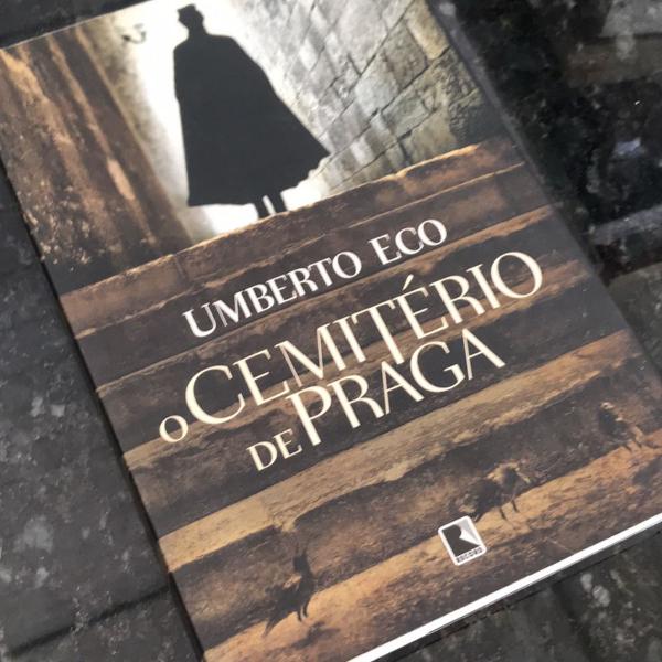 o cemitério de praga, por umberto eco