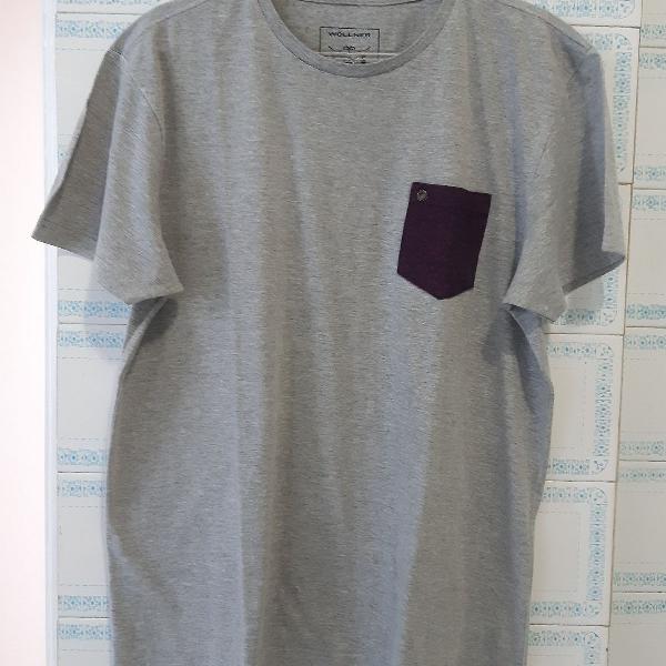T-shirt wollner | original | cinza com bolso lilás