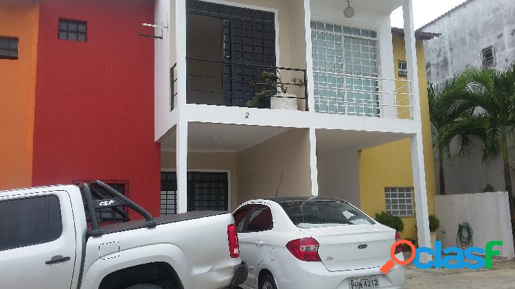 Aluga-se casa duplex em residencial blessed no parque das