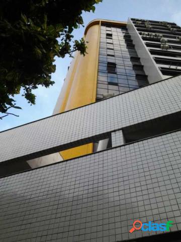 Apartamento - Aluguel - Recife - PE - Ilha do Leite)