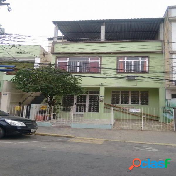Casa Tipo Apto. - Venda - Duque de Caxias - RJ - Centro