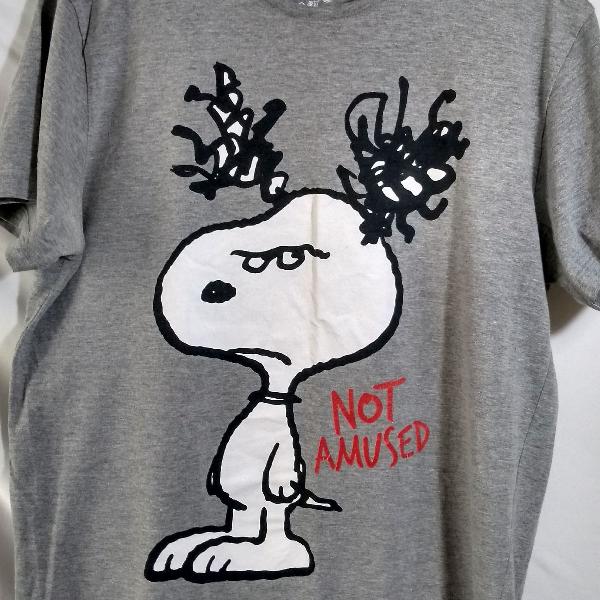 Camiseta Snoopy irritado