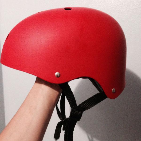 capacete para esportes (bike, skate...)