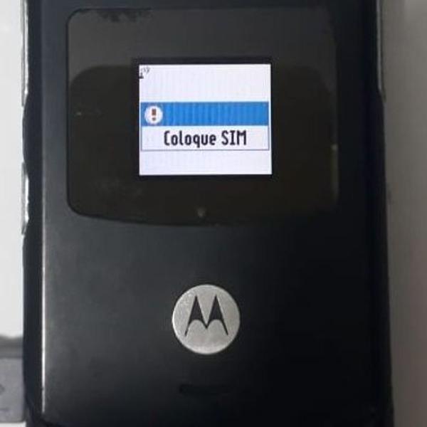 celular antigo - motorola v3 - claro