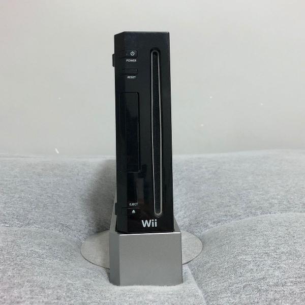 nintendo wii + jogos e acessórios