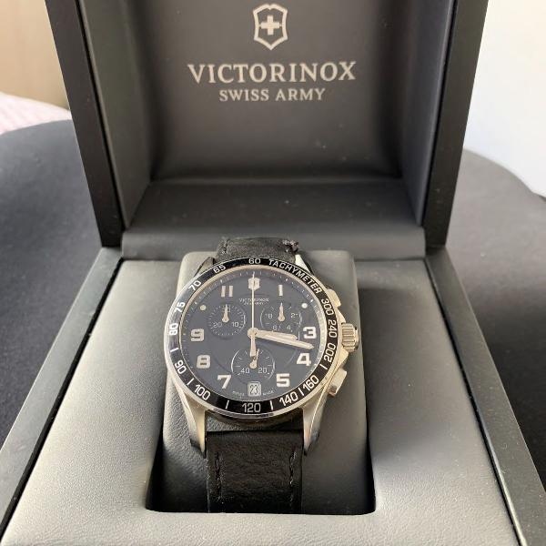 relógio victorinox swiss army chrono classic 241493.