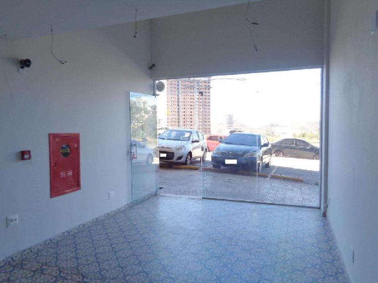 Loja, Vila da Serra, 1 Vaga