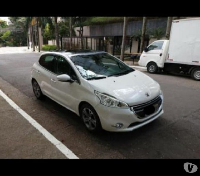 Peugeot 208 Griffe